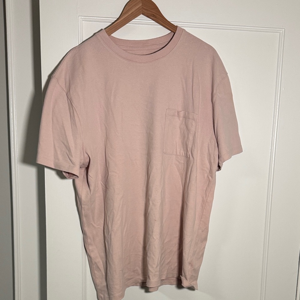 Goodfellow Men's Pink Pocket T-Shirt — oversized